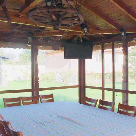 Ezerets Guest House Anita Εξωτερικό φωτογραφία